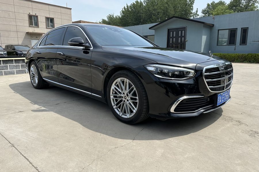 5 Seater Mercedes Benz