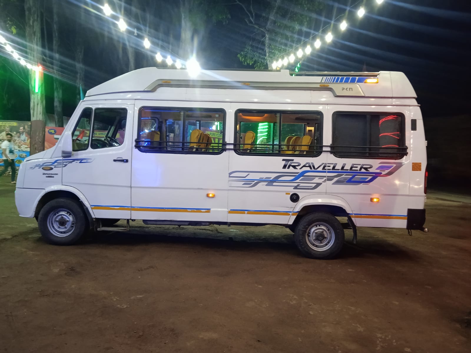 16 Seater Tempo Traveller